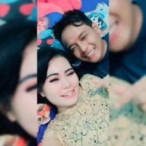Desy Irawan profile icon