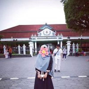 Karolina Ginting profile icon