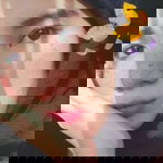 Dhea Savitri profile icon