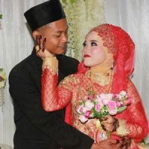 Eka Yulia Syenada profile icon