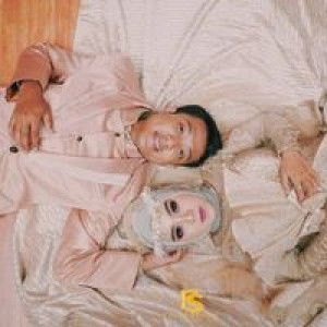 Nur Afni profile icon