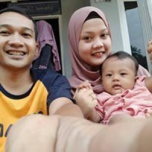 Retno Yuliantii profile icon