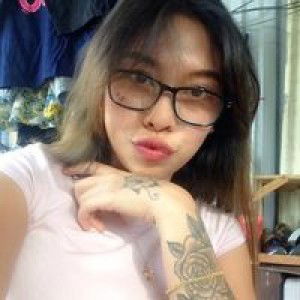 Laura Mardiana profile icon