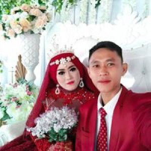 Helmi Novelasari profile icon