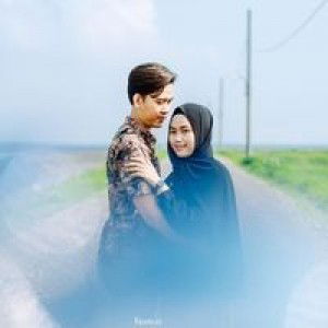 Ayu Wulandhari profile icon