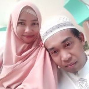 Erna Yulianti profile icon