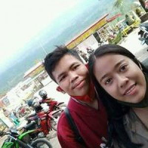 Tyas Yuni profile icon