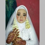 Sri Wahyuni profile icon