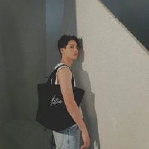 Ari Fah profile icon