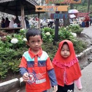 Aliesya Dwi Azzahra profile icon