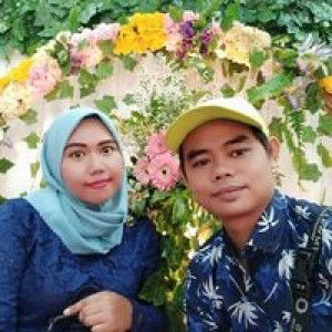 Risya Widya profile icon