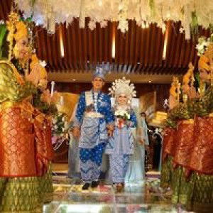 Dewi Santri profile icon