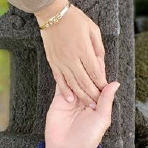 Indah Fitriyany profile icon