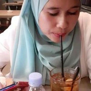 Putry Sanjaya profile icon