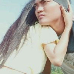 Yuniar Vera profile icon