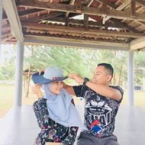 Dhia Aliaa profile icon