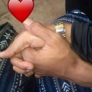 Dwi Rosita profile icon