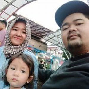 Putri Perdani profile icon