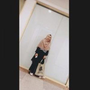 Lilis Setya N profile icon