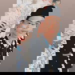 Revi Apritasari profile icon