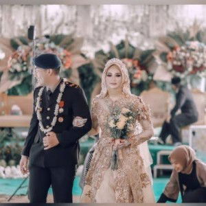 Elfa Putriana profile icon