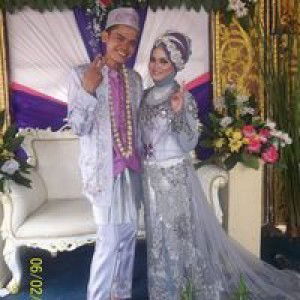 Dhelis Shitii Munawaroh profile icon