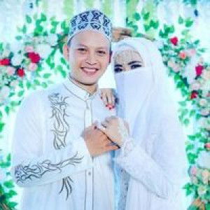 NurAzizah profile icon