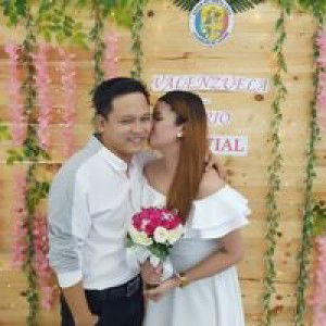 Christine Sario Valenzuela profile icon