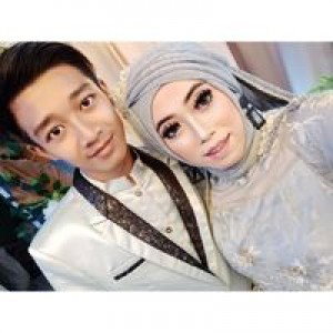Luluk Indah profile icon