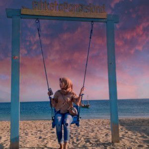 Intan Permata profile icon