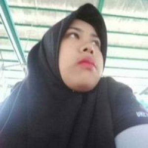 Lilis Puji profile icon