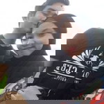 Adek Liyana profile icon