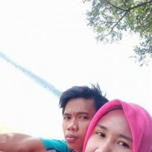 lilik dwi yulianti profile icon