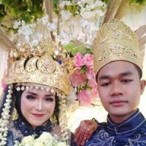 Ayu Melda Watii profile icon