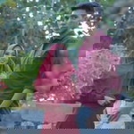 Sri Wahyuni Bustang profile icon