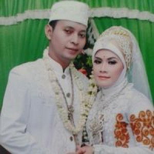 Ny Defy Hidayat profile icon