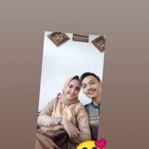 Indah Puspa Sari profile icon