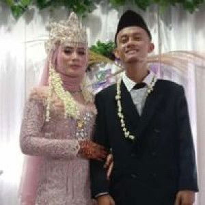 Fhazel Mahardika Putra profile icon