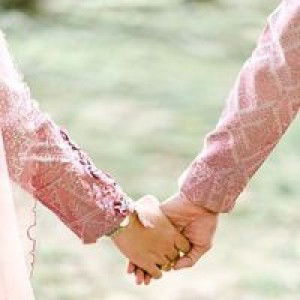 Lia Indah Ahmad profile icon