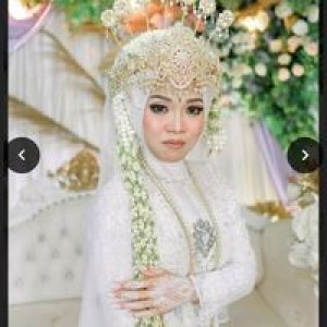 Siti Koesnadii profile icon