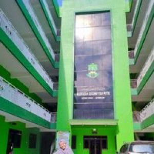 Putri Istighosah profile icon