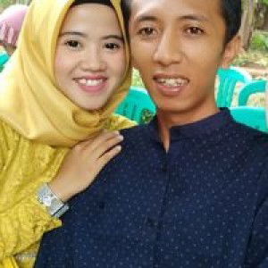 Rosita Oktiani profile icon