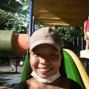 Sherlyn Tanghinan Diaz Subteniente profile icon