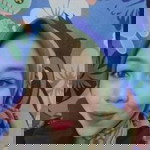 Novita Wulan Sari profile icon