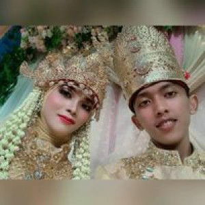 Putry Tharafa profile icon