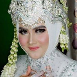 Indriyani profile icon