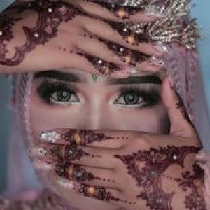 Tania Santika profile icon