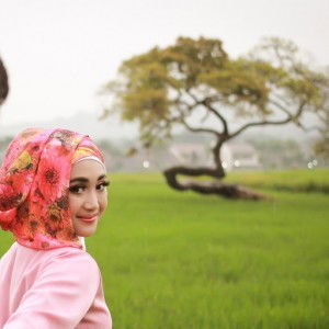 reni oktalina profile icon