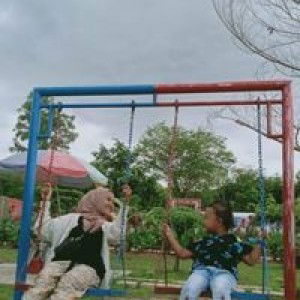 Suci Hartiwi profile icon