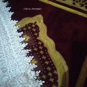 Titik Khoyriah profile icon